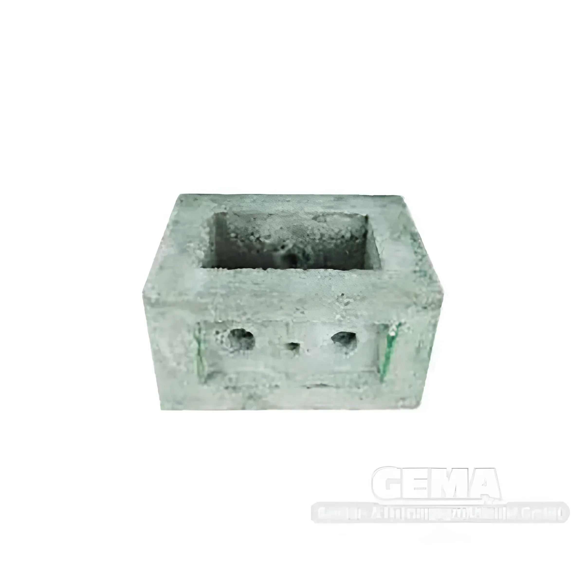 Quadratischer Betonblock mit Zentralöffnung für Irleh Plus 20 kW Festbrennstoffkessel