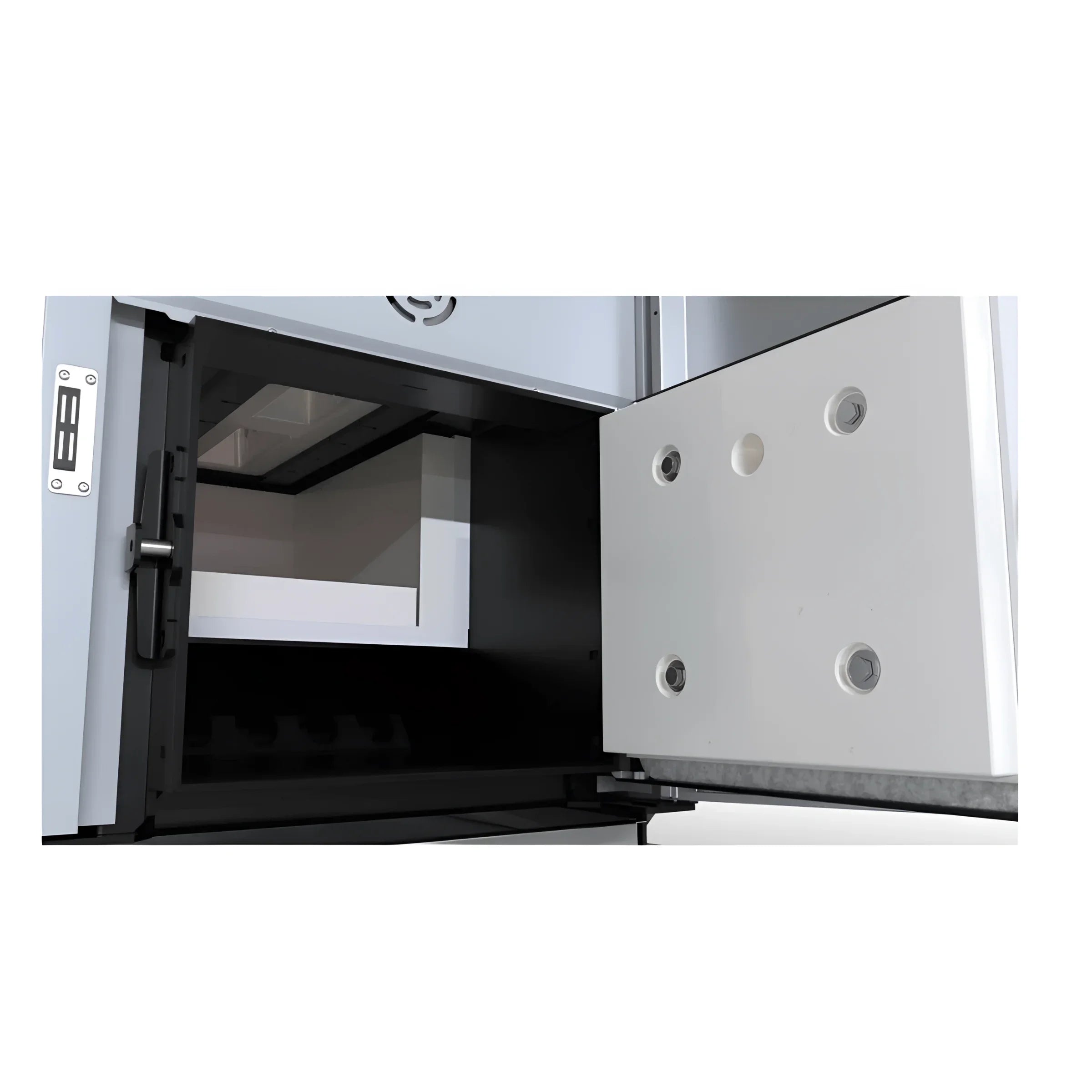 Offener, hellgrauer Ofen des Defro Optima HG Holzvergaserkessel 32 kW für effizientes Heizen