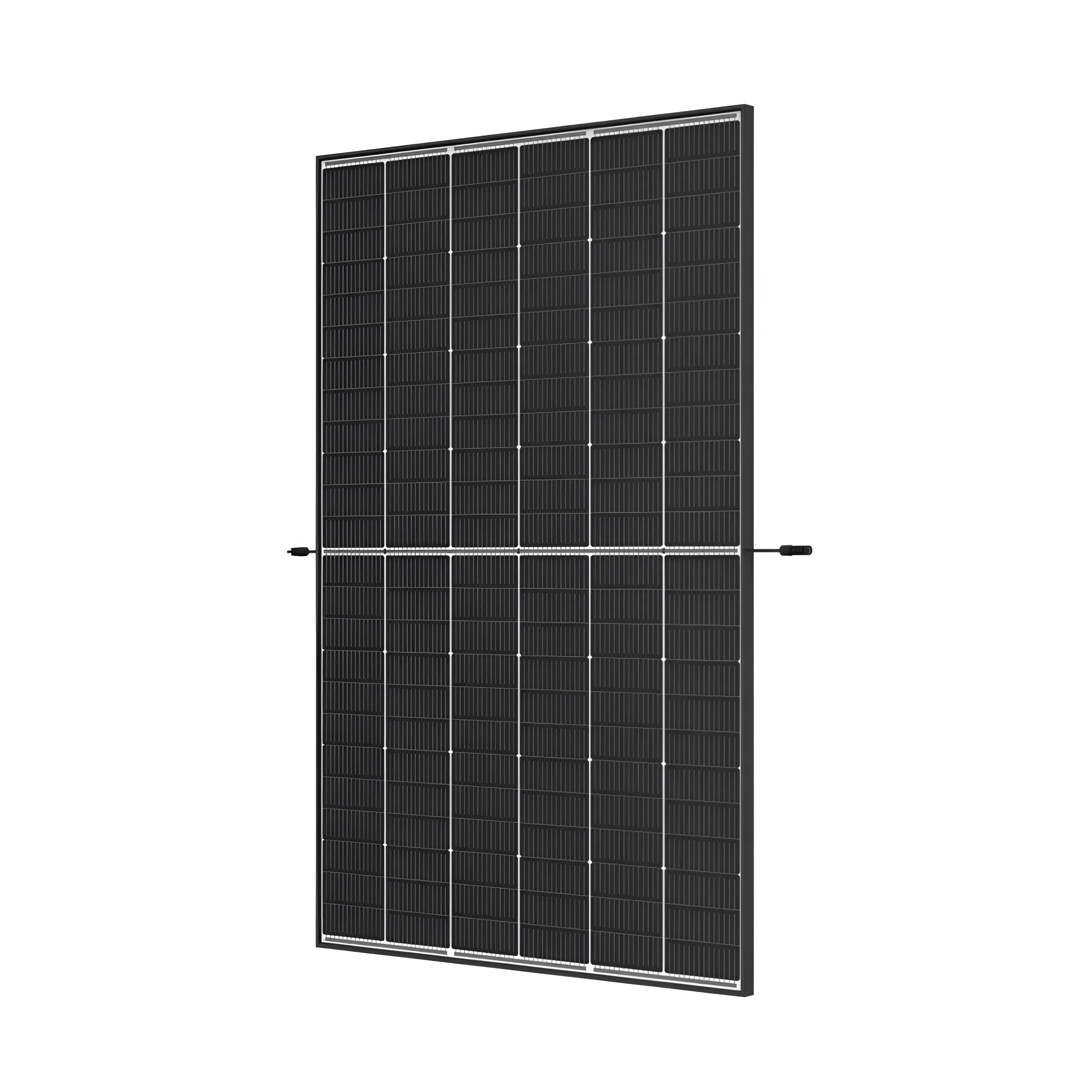 Schwarze Solarzelle aus Trina 440Wp Schwarzrahmen in PV-Anlage 8kw mit Hybrid Wechselrichter
